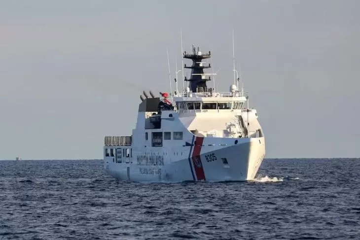 Tampak Kapal Maritim OPV1 milik Penjaga Pantai Malaysia. Agensi Penguatkuasaan Maritim Malaysia (APMM) menembak kapal WNI imigran.  (Maritim Malaysia)