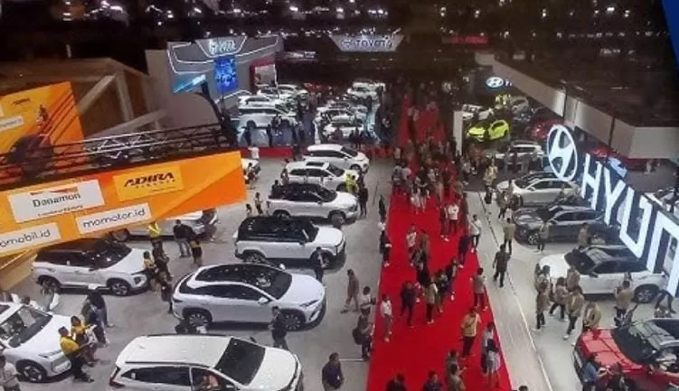 Hyundai Stargazer Essential Tech Meluncur di IIMS 2025: Inovasi MPV Canggih dengan Harga Kompetitif (Youtube/SINDONews)