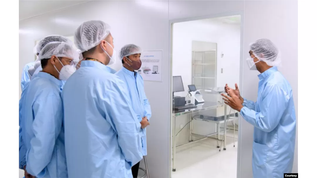 Keren, Kini Indonesia Punya Pabrik Vaksin Berbasis mRNA Pertama di Asia Tenggara (Voa Indonesia)