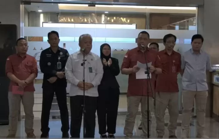 Kejaksaan Agung RI menetapkan dua tersangka baru dalam kasus dugaan korupsi tata kelola minyak dan produk kilang tahun 2018-2023.