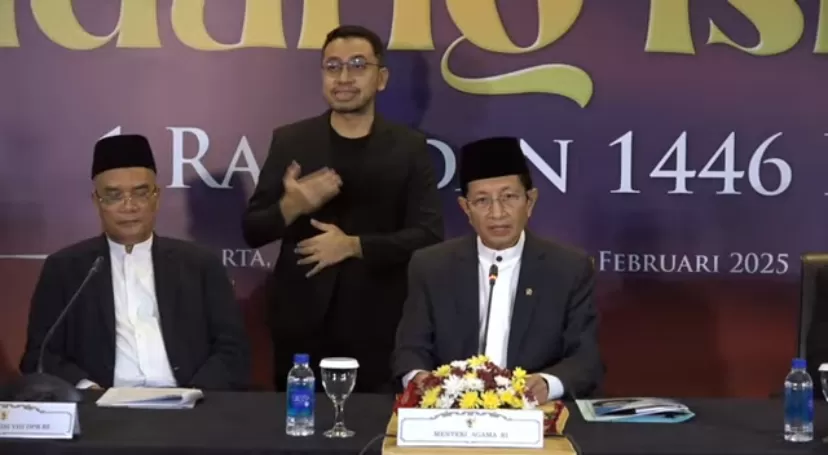 Menag Nasaruddin Umar saat konferensi pers usai sidang isbat 1 Ramadan 1446 H. 