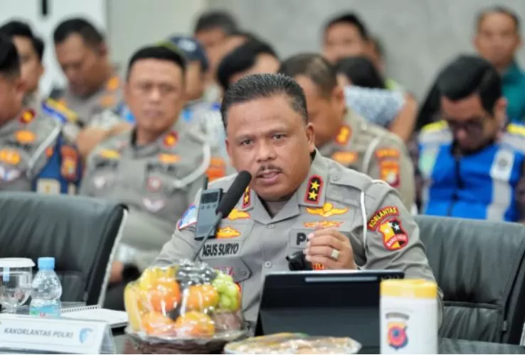Kakorlantas Polri Irjen Agus Suryonugroho ikut melakukan survey jalur mudik Lebaran 2025.