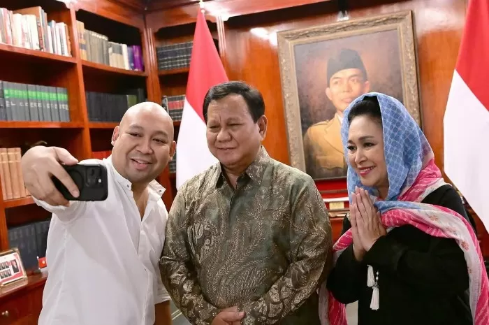 Potret (dari kiri ke kanan) Didiet Prabowo, Presiden RI Prabowo Subianto, dan Titiek Soeharto.  ((Instagram.com/@prabowo))