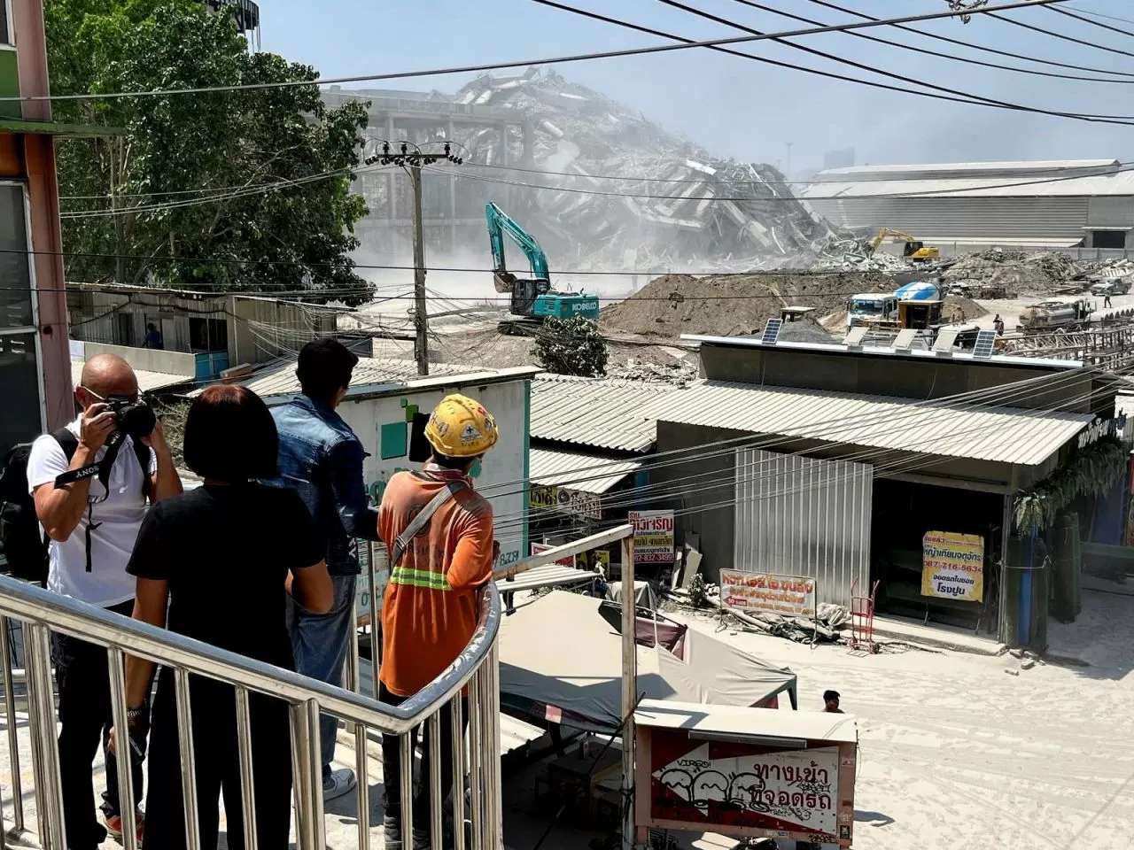 Dampak gempa myanmar, di jalan-jalan tercium bau mayat (x.com/ @mynewshub)