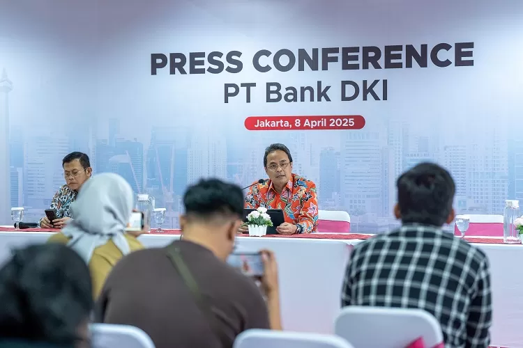 Konferensi pers pemulihan sistem Bank DKI (Foto: Bank DKI)