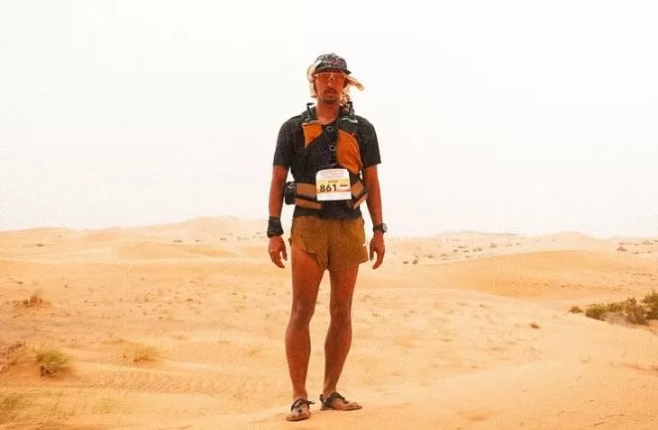 Pelari Indonesia, Diego Yanuar,  berhasil menyelesaikan 6 etape Marathon des Sables Legendary dengan jarak 250 km di Gurun Sahara. (Foto: IG.com @diegoyanuar)