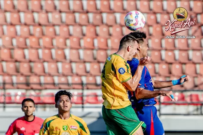 Hasil Arema FC vs Persebaya berakhir dengan skor 1-1. (Persebaya)