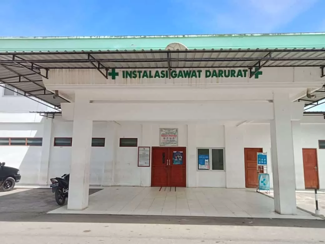 Polisi Polres Jayawijaya diberondong tembakan OTK di Depan IGD RSUD Wamena, Papua.