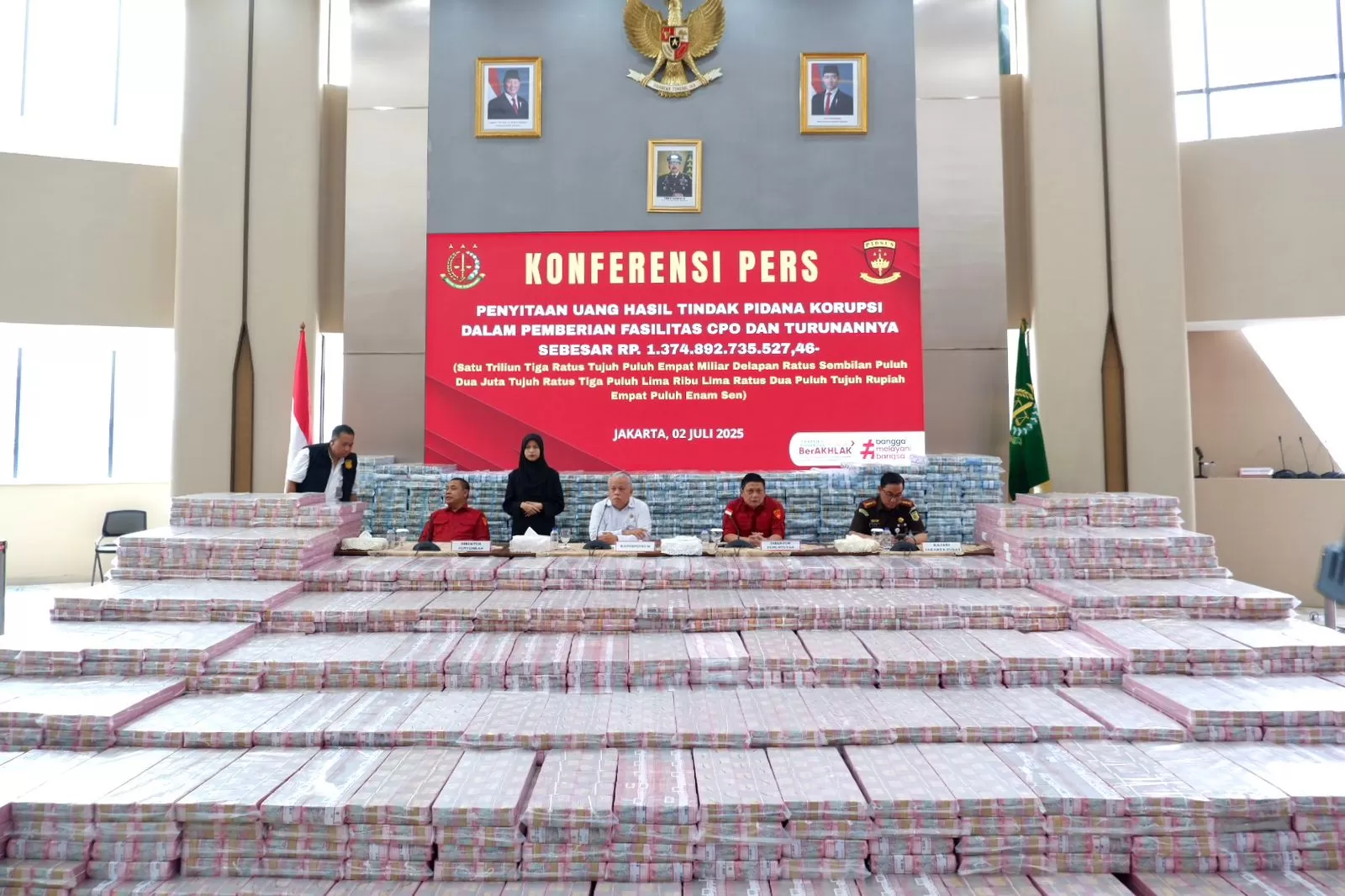 Kejagung sita uang Rp1,3 trilun dalam kasus CPO (Foto: Kejaksaan.go.id)