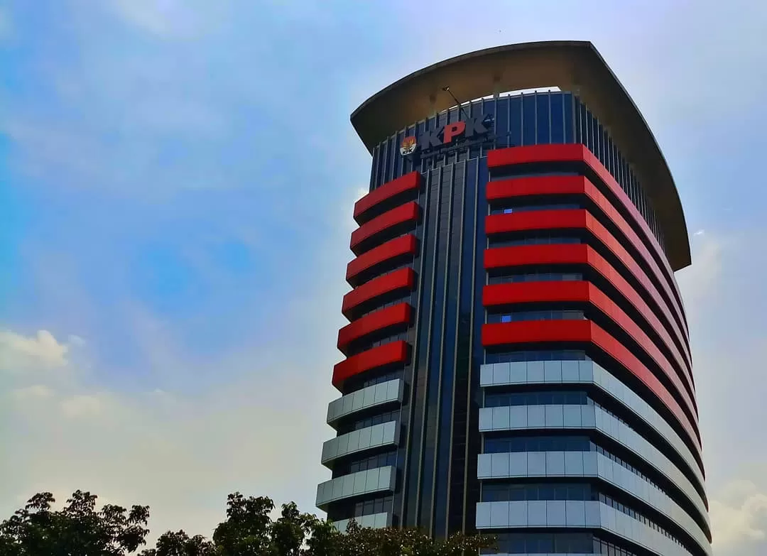 Penyidik KPK kembali menggarap kasus dugaan korupsi pengadaan mesin EDC BRI. (Instagram.com/capturebynovi)