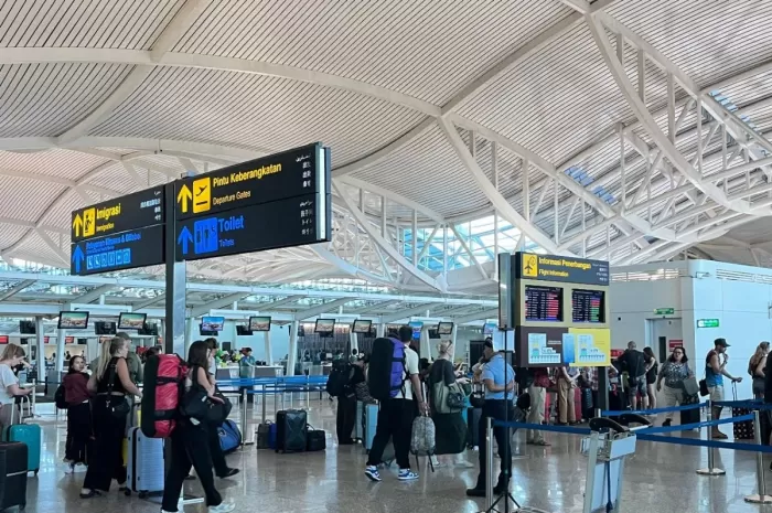 Suasana Bandara Ngurah Rai. (Bandara Ngurah Rai)