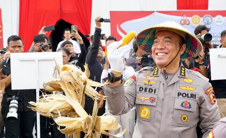 Koleksi Harta Komjen Dedi: Tanah di 4 kota, mobil mewah, dan uang cash lebih dari Rp1 M. (X @Polsektenggaro1)