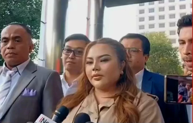 Lisa Mariana sebut tak ada hubungannya dengan gugatan perceraian Atalia Praratya dengan Ridwan Kamil (Konteks.co.id)