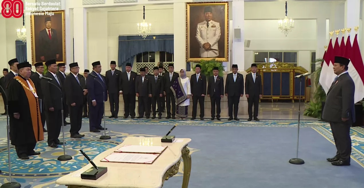 angkapan layar pelantikan Brian Yuliarto oleh Presiden Prabowo sebagai Kepala Badan Industri Mineral (YouTube/Sekretariat Presiden)