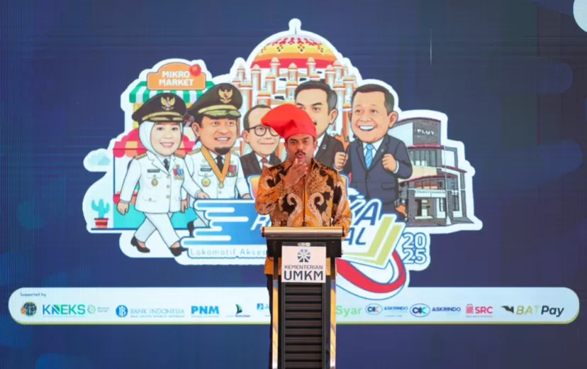 Menteri UMKM Maman Abdurahman saat kick off roadshow Lokamodal di Makassar, Kamis, 28 Agustus 2025.