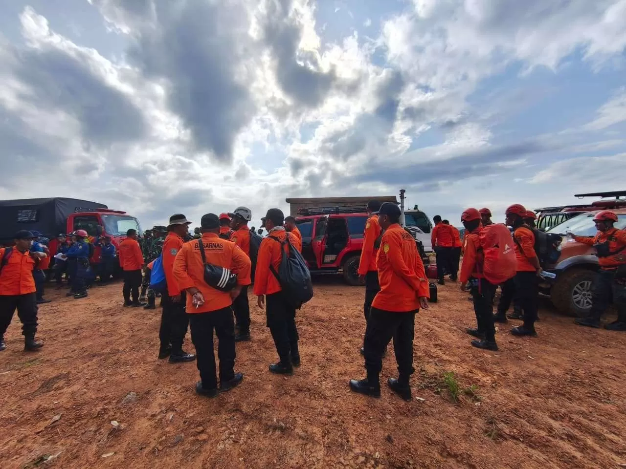 Pencarian helikopter hilang di Mantewe Kalsel. (Basarnas)