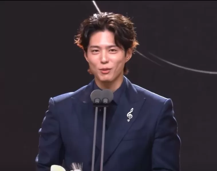 J-Hope, Park Bo Gum, dan Lee Jun Hyuk Bersinar di Korean Broadcasting Awards 2025 (foto: x.com/ParkBoGum_PH)