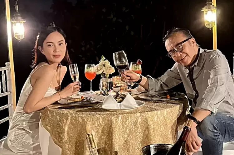 Hubungan cinta Ari Lasso dan Dearly Joshua putus (Instagram @ari_lasso)