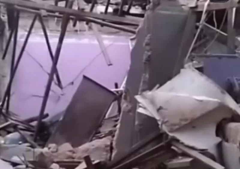 Rumah warga di Pondok Cabe, Pamulang, Tangsel, rusak akibat ledakan. (KONTEKS.CO.ID/Ist)