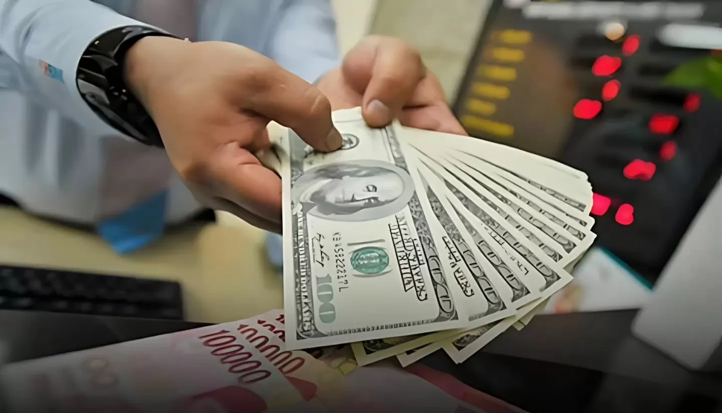 Rupiah tertekan ke Rp16.731 per Dolar AS, investor menunggu data ekonomi AS dan keputusan The Fed yang belum pasti. (Instagram.com/fandiah_18)