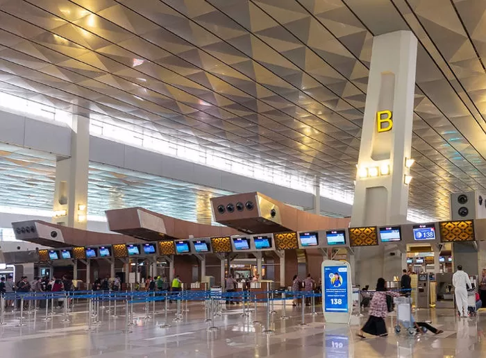 Bandara Soekarno-Hatta masuk daftar 10 besar dengan layanan imigrasi terbaik 2025 versi Skytrax (Foto: Instagram/@injourney.id)