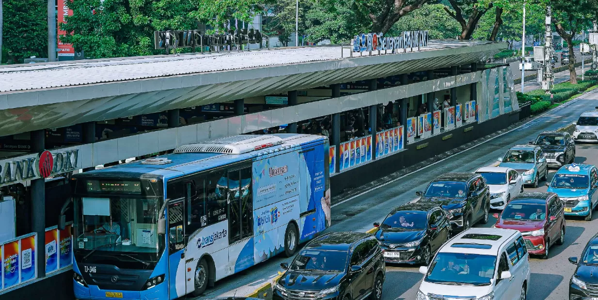 Pihak Transjakarta buka suara usai VP Sekretaris SKK Migas tewas kecelakaan saat bersepeda (foto: transjakarta.co.id)