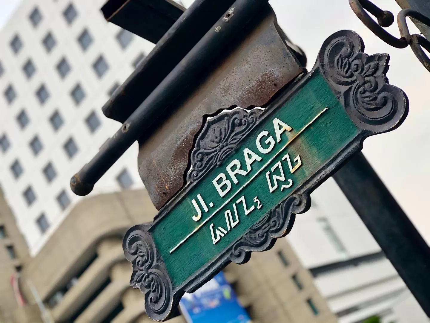 Jalan Braga Bandung. (instagram.com/mr.nocturno)