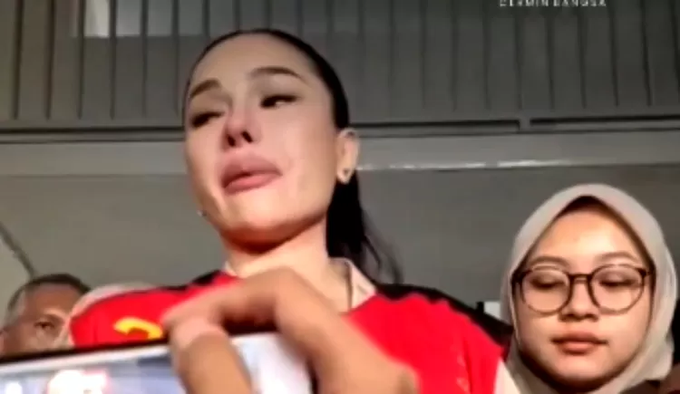 Nikita Mirzani dijatuhkan vonis penjara 4 tahun (YouTube)