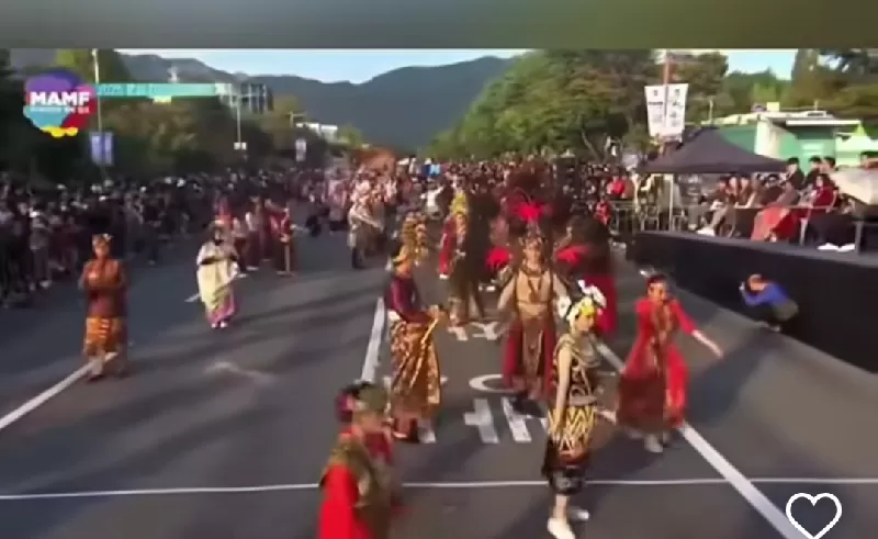 Penampilan tarian tradional Indonesia di ajang MAMF 2025 di Korea Selatan. (KONTEKS.CO.ID/Ist)