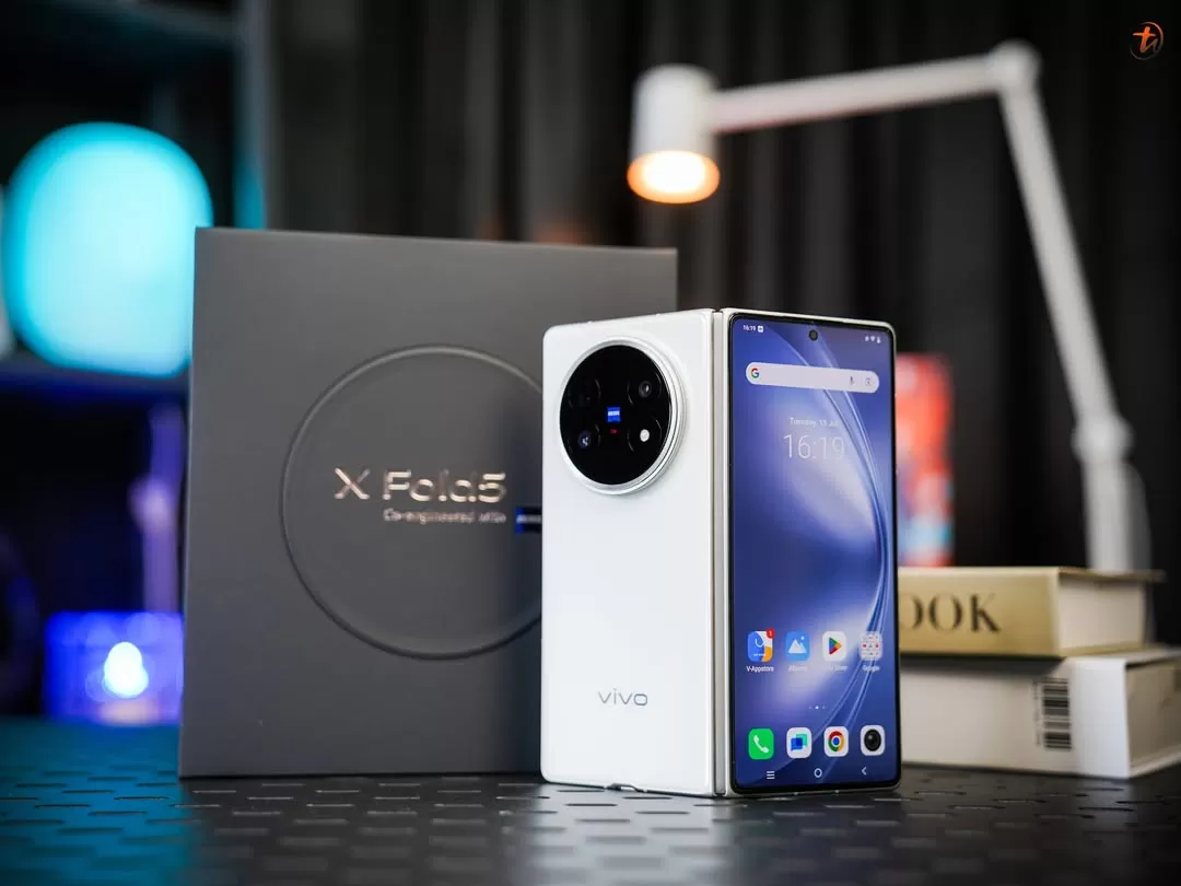 &ldquo;Vivo X Fold5 resmi dapat update OriginOS 6! Fitur barunya bikin HP lipat ini makin canggih, pintar, dan elegan banget! (instagram.com/cn.technave) 