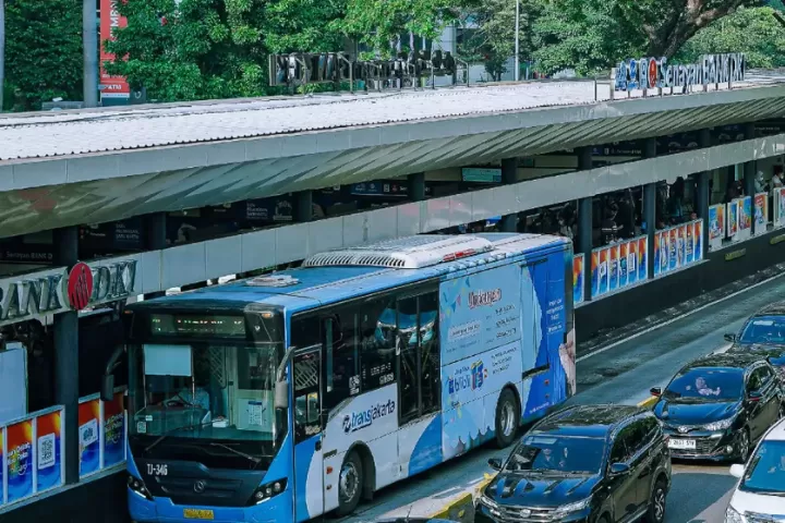 Pejabat SKK Migas, Hudi Suryodipuro, tewas setelah menabrak bus TransJakarta. (transjakarta.co.id)