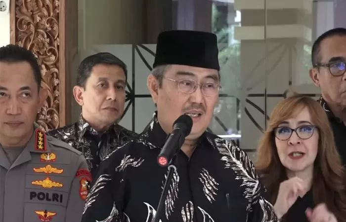 Ketua Komisi Percepatan Reformasi Polri, Jimly Asshiddiqie sebut Polri tak akan tugaskan lagi polisi aktif ke kementarian-lembaga usai putusan MK (Foto: dok. Polri)