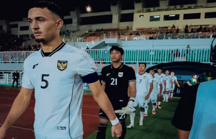 Ivar Jenner dipercaya memegang ban kapten Timnas Indonesia U-22 saat menghadapi Timnas Mali U-22 (Foto: Instagram/@ivarjnr)