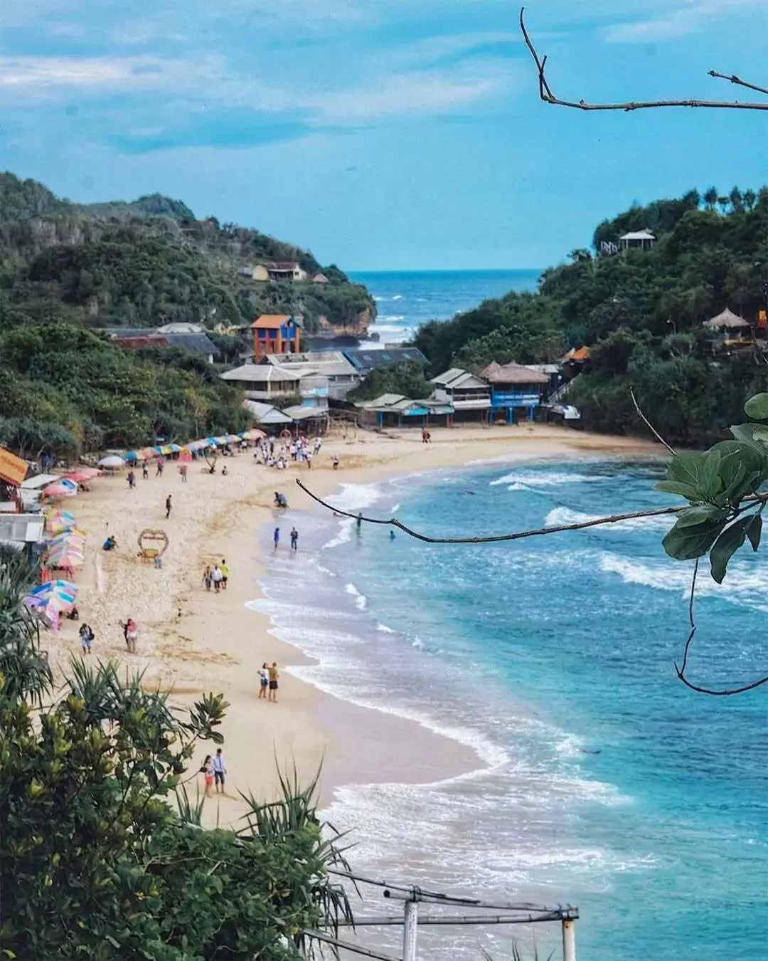 Pantai Indrayanti. (instagram.com/nagantour)