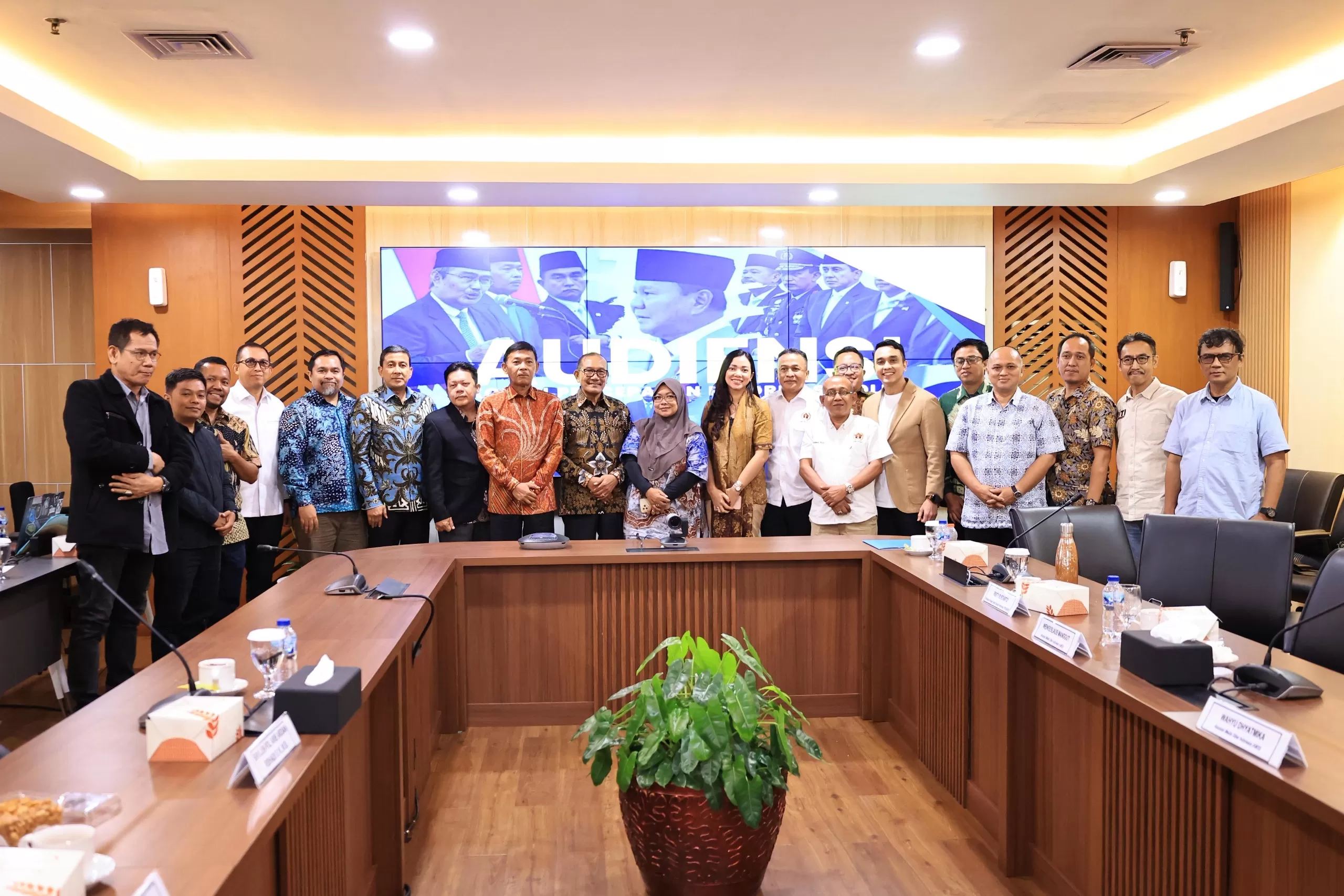 Jajaran AMSI beraudiensi dengan Komite Percepatan Reformasi Polri. (AMSI)