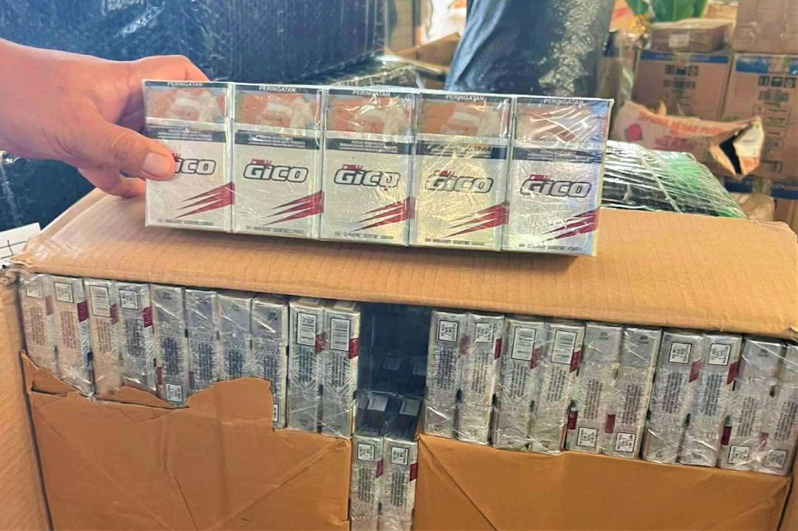 Rokok-rokok ilegal yang disita di Banten sepanjang November ini. (Istimewa)