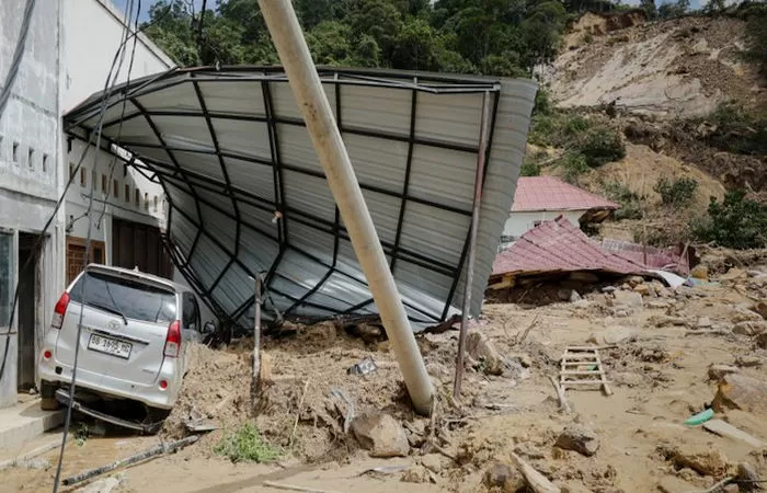 Salah satu titik longsor di Tapanuli Tengah, Sumatra Utara (Foto: Instagram/@bobbynst)