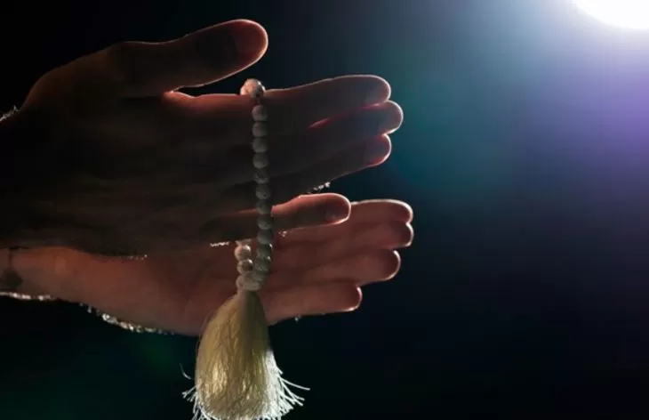 Naskah khutbah Jumat 5 Desember 2025 mengangkat tema kejujuran Muslim. (Foto: Freepik)