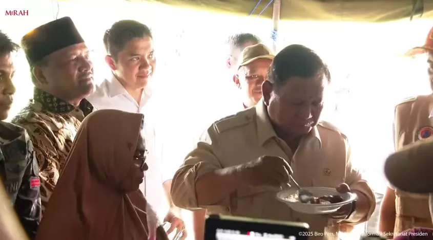 Presiden Prabowo bakal hapus utang KUR para petani terdampak banjir bandang dan longsor di Aceh (Foto: YouTube/Sekretariat Presiden)