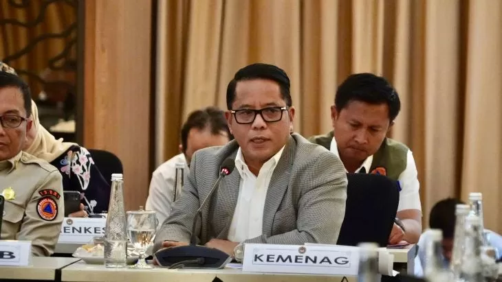 Sekjen Kemnag Kamaruddin Amin saat hadir di Rapat Tingkat Menteri  yang digelar Kemenko PMK di Jakarta, Senin 8 Desember 12 2025.  (Foto: kemenag)