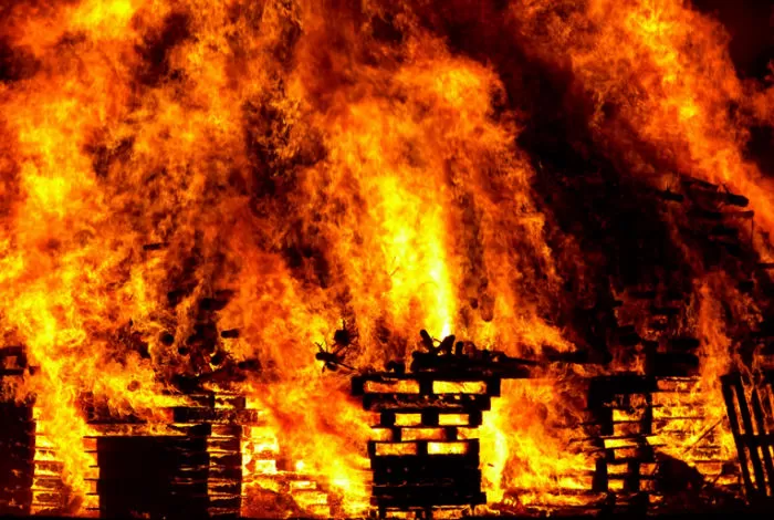 Gedung Terra Drone di Kemayoran terbakar tewaskan 20 orang (Foto: Ilustrasi/Pexels)