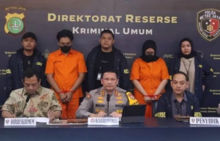 Polda Metro Jaya tahan dua tersangka kasus penipuan WO Ayu Puspita (Foto: Instagram/@poldametrojaya)