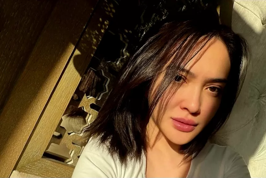 Shandy Aulia viral di media sosial usai terseret isu liar dengan pejabat negara. (Instagram @shandyaulia)