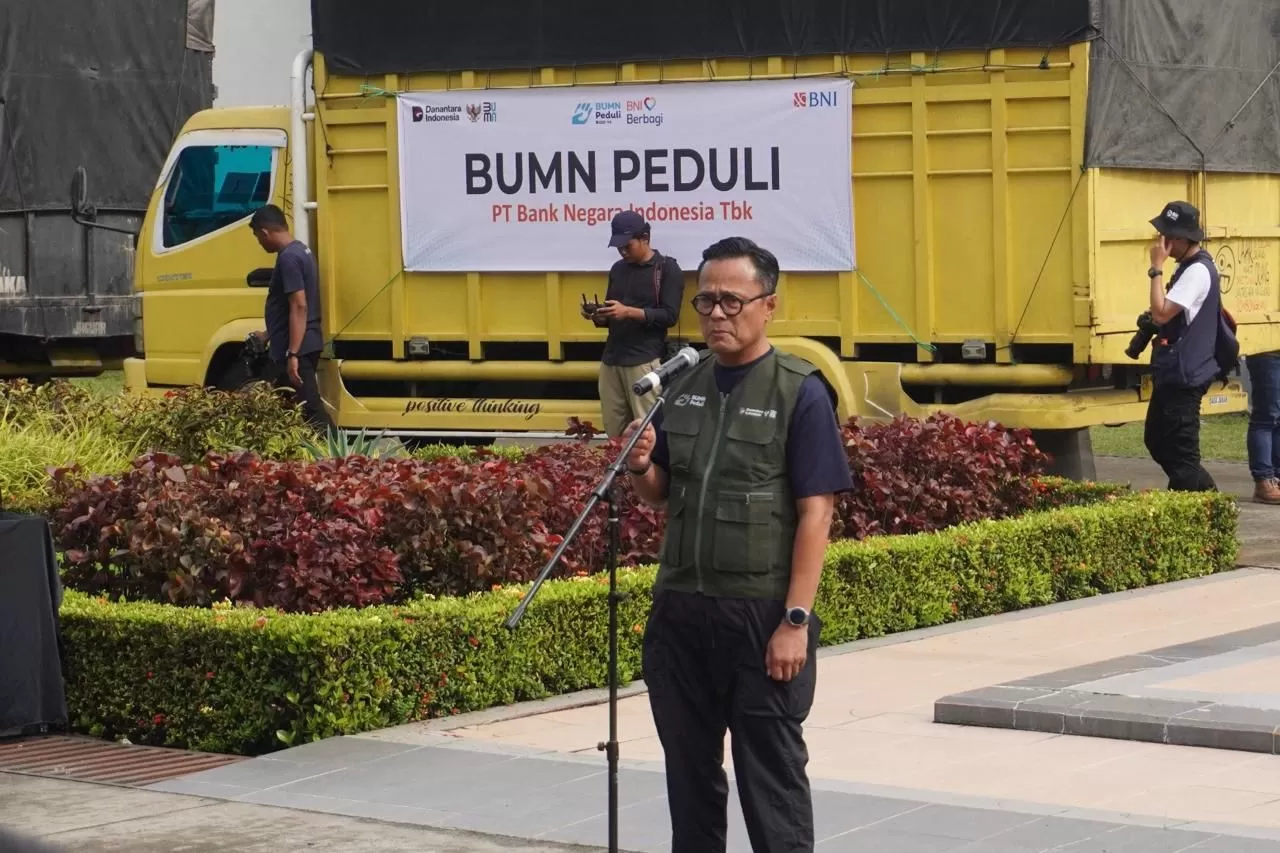 Relawan BNI diberangkatkan ke daerah bencana di Aceh (Foto: Bank BNI)