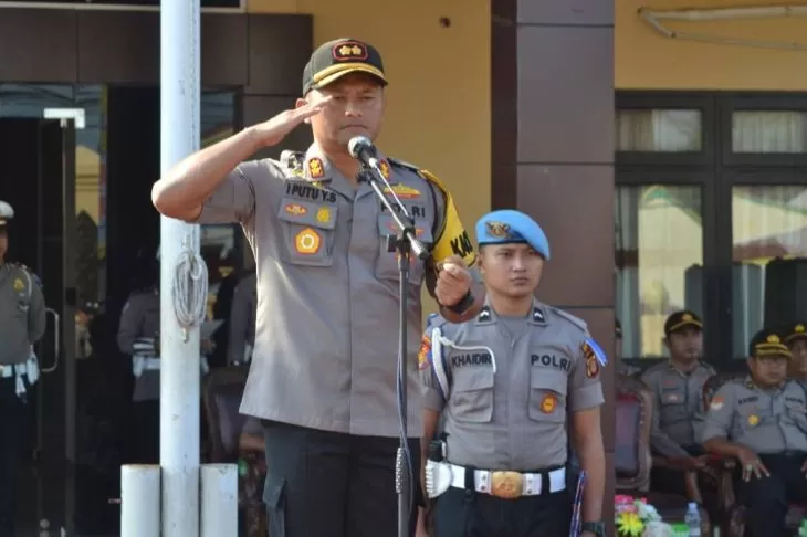 Kombes Pol Putu Yuni Setiawan kena mutasi dan promosi pamen Polri menjadi Kapolres Jaksel.  (Foto: SMA Taruna Nusatara)