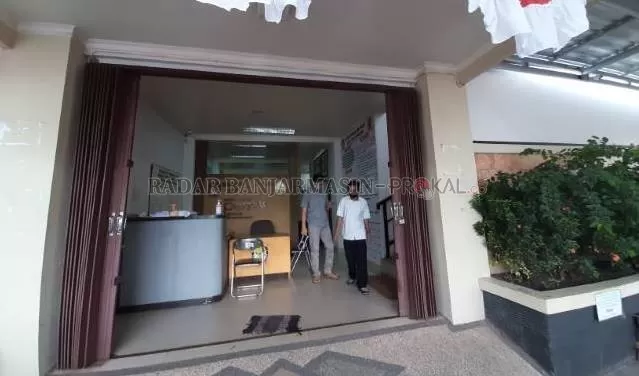 Suasana kantor KPU Banjarmasin jelang dibukanya pendaftaran Paslon yang akan berlaga di Pilkada tahun ini.