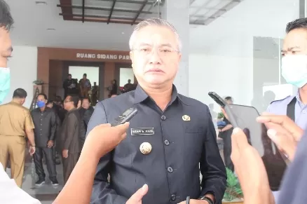 HADI ARIS ISKANDAR/RADAR TARAKAN  Bupati Malinau, Wempi Wellem Mawa