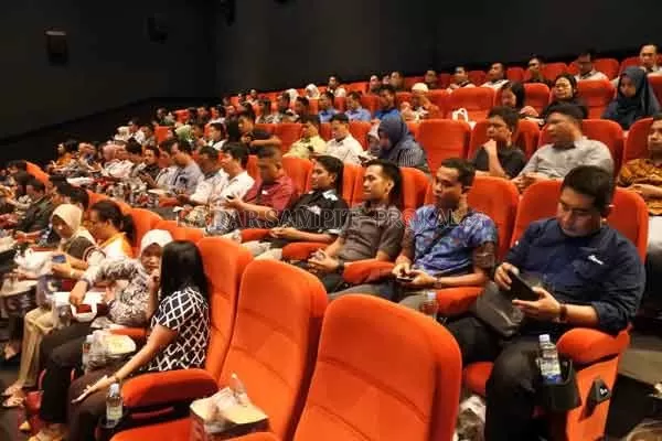 SELALU RAMAI: Suasana Cinepolis di Citimall Sampit sebelum pandemi Coronavirus Disease.(DIAN TARESA/RADAR SAMPIT)