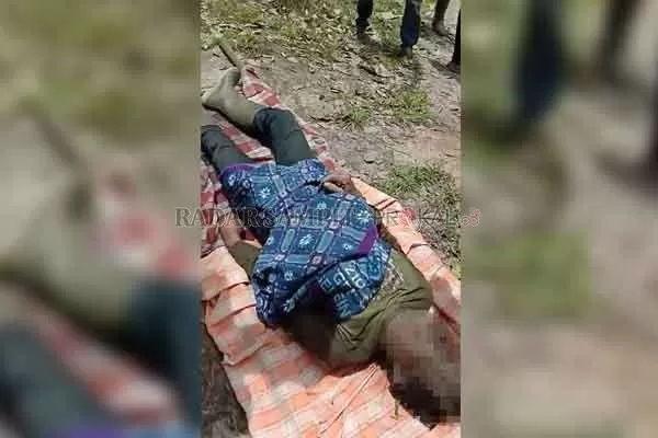 TRAGIS: Jasad Saripudin (52), ketika baru ditemukan dalam keadaan tak bernyawa di lokasi pemancingan, kemarin.((Istimewa/Polres Bartim))