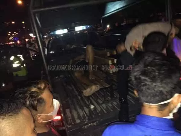 BIKIN GEGER: Dua orang luka parah dalam insiden berdarah di Karaoke NAV, Kamis (11/2) malam.(IST/RADAR PALANGKA)